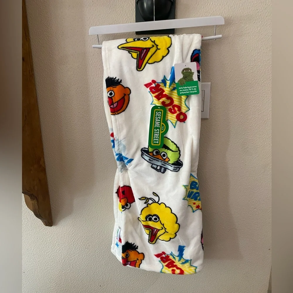 Sesame Street Kids plush throw - incredibly soft!  50”x60” Brand new. LAST ONE!